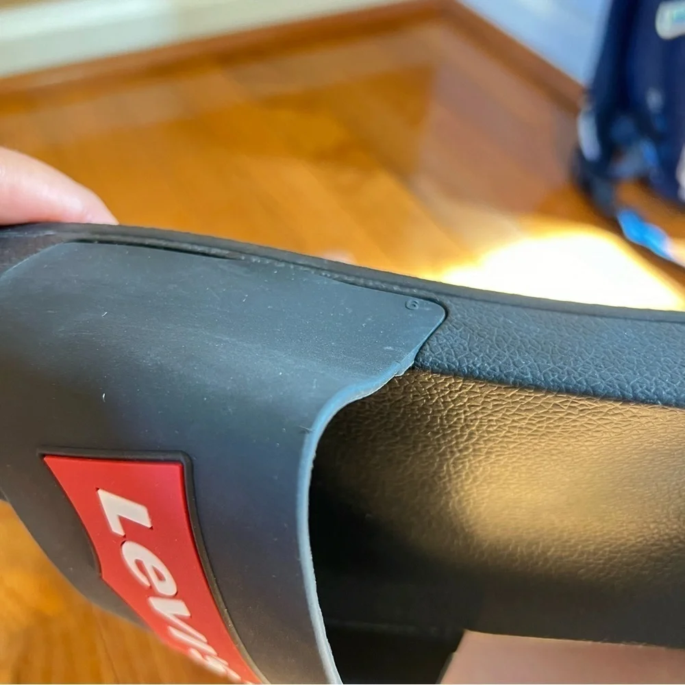 LEVIS Mens Batwing Slide 2 Black & Red Synthetic Upper Slippers Logo Size: 11,12